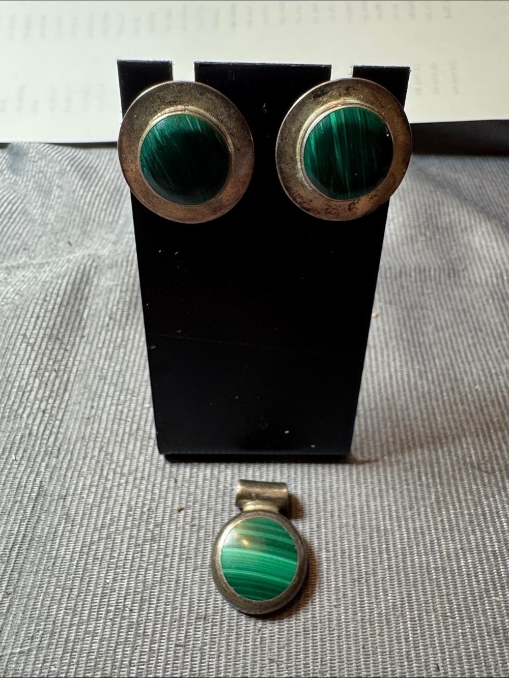 Vintage 925 Green Malachite Disc Earrings and Pendant Set